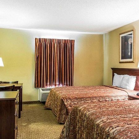Rodeway Inn פורטייג' מראה חיצוני תמונה