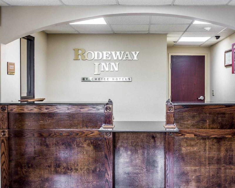 Rodeway Inn פורטייג' מראה חיצוני תמונה