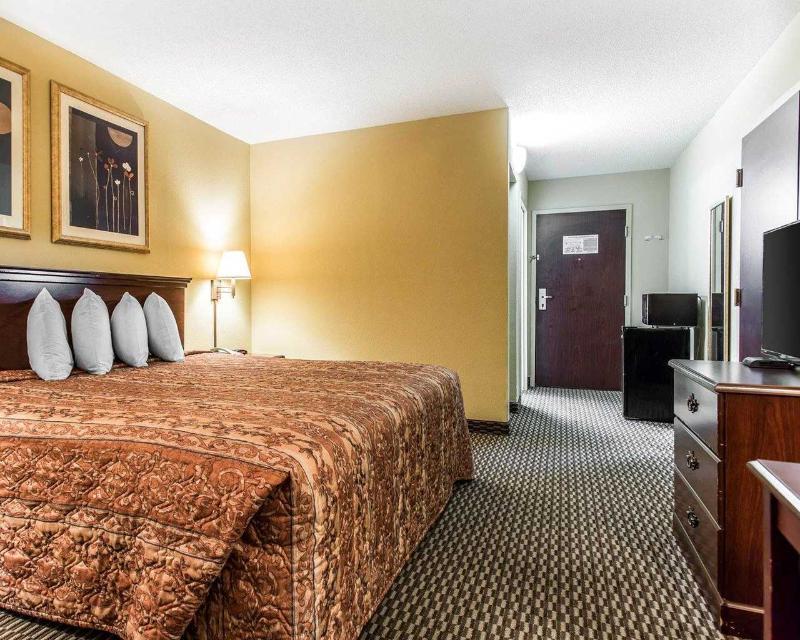 Rodeway Inn פורטייג' מראה חיצוני תמונה