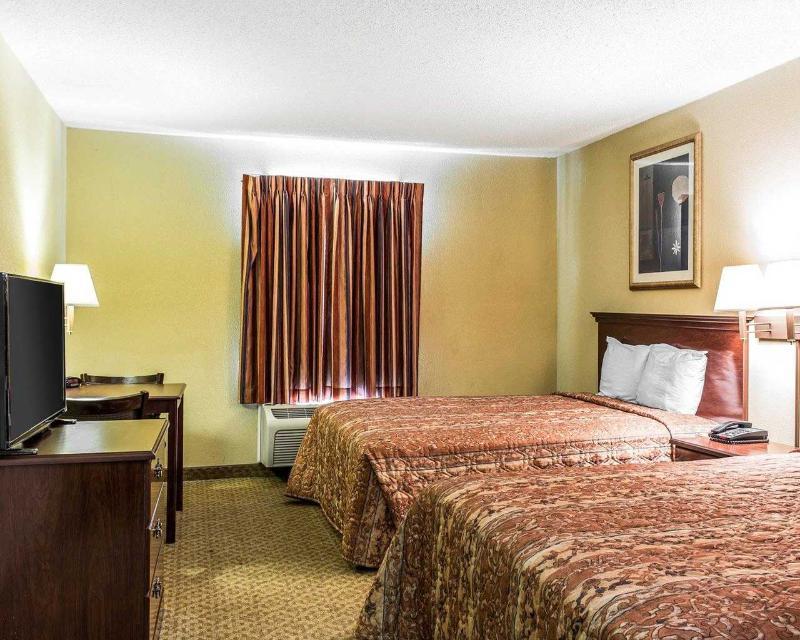 Rodeway Inn פורטייג' מראה חיצוני תמונה